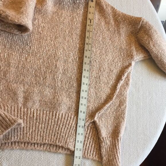 KG KEVIN GARNETT Mauve sweater  Pit to Pit 25" turtleneck, MED, EXCELLEN… - Picture 13 of 16